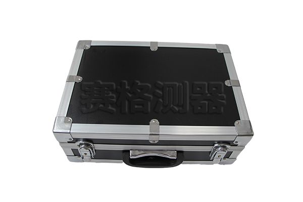 摩托車(chē)測(cè)速測(cè)距包裝箱0.jpg